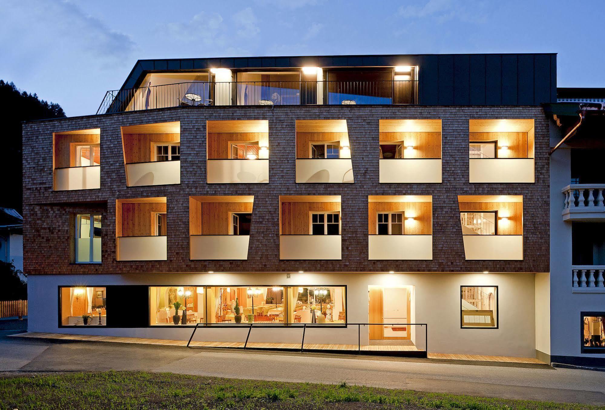 Derneuwirt Otel Hippach Dış mekan fotoğraf