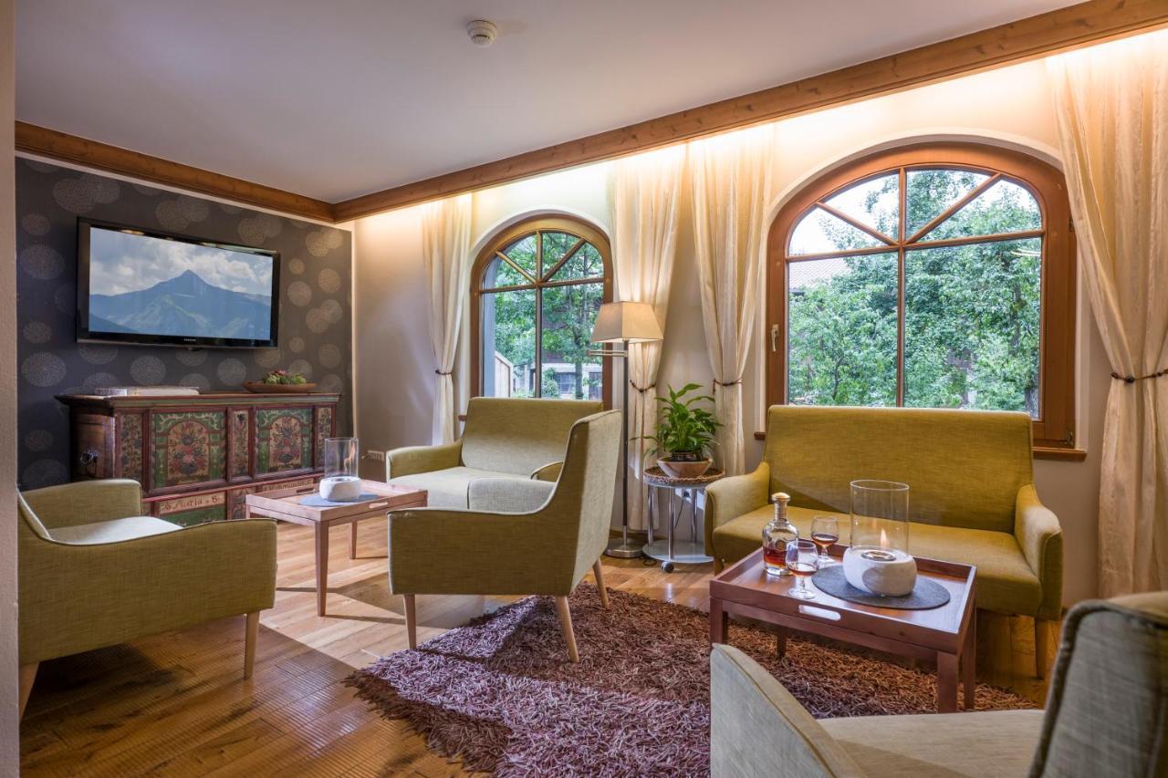 Derneuwirt Otel Hippach Dış mekan fotoğraf